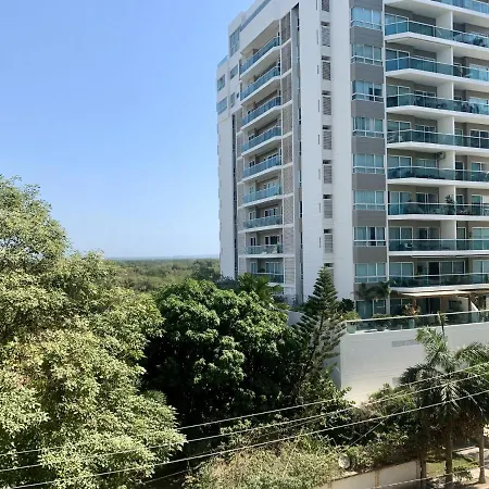 Luxury Apartament Cerca Al Mar Apartment *
